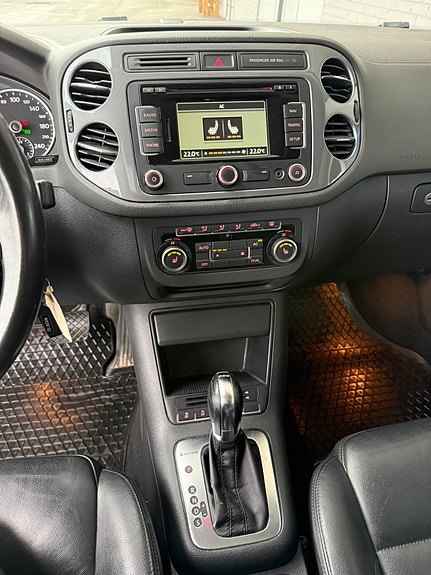 Volkswagen Tiguan 11 of 23