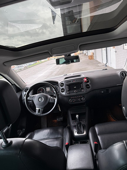 Volkswagen Tiguan 9 of 23