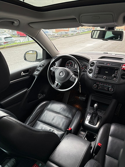 Volkswagen Tiguan 8 of 23