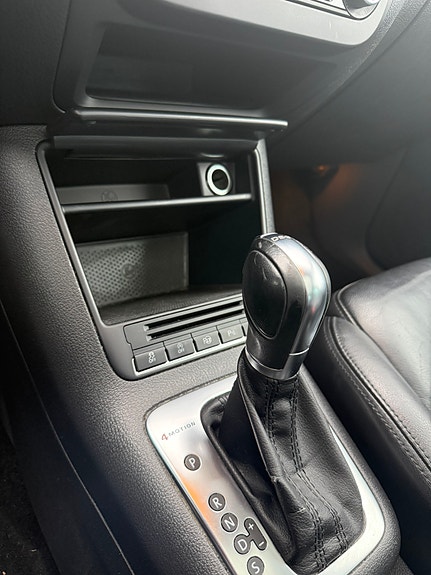 Volkswagen Tiguan 12 of 23
