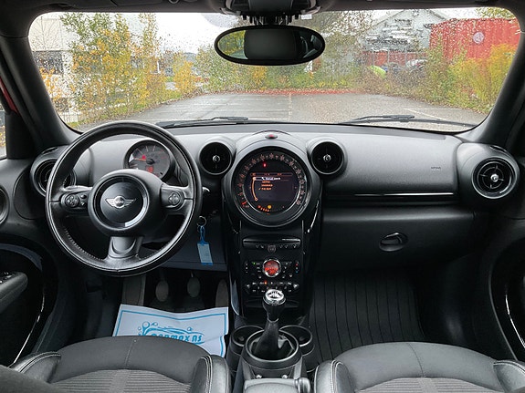 MINI Countryman Cooper 23 of 30
