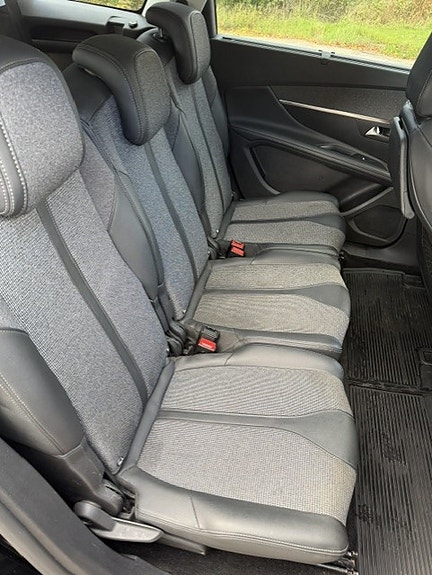 Peugeot 5008 13 of 30