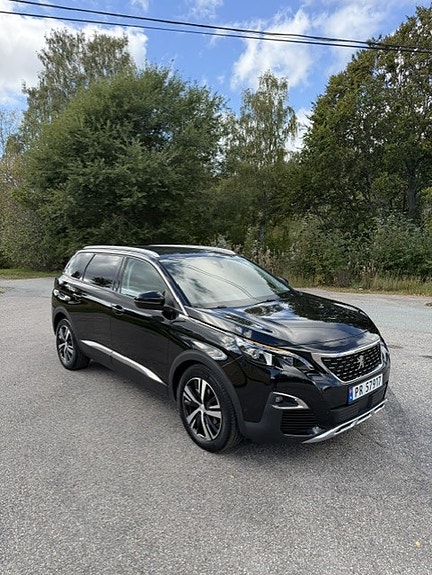 Peugeot 5008 3 of 30