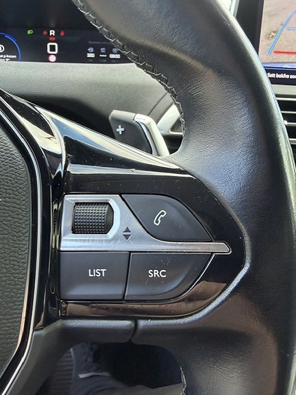 Peugeot 5008 25 of 30