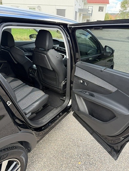 Peugeot 5008 12 of 30