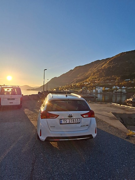 Toyota Auris 8 of 20