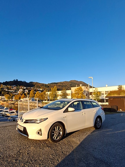 Toyota Auris 5 of 20