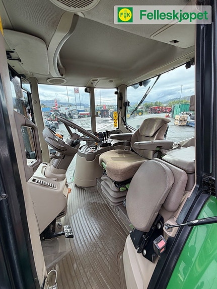 John Deere 6930 18 of 20
