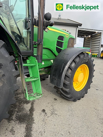 John Deere 6930 9 of 20