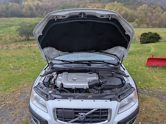 Volvo XC70 8 of 30