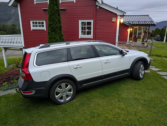 Volvo XC70 6 of 30