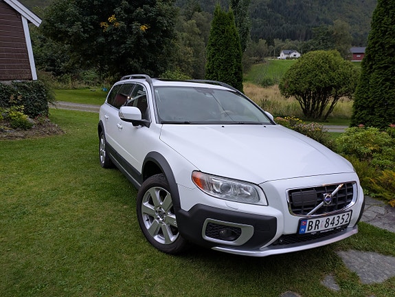 Volvo XC70 4 of 30
