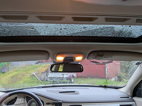 Volvo XC70 22 of 30
