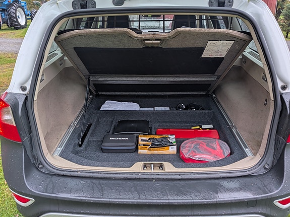 Volvo XC70 28 of 30