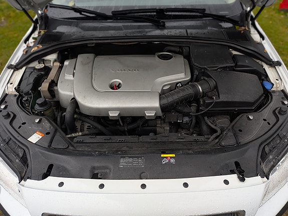 Volvo XC70 9 of 30