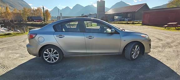 Mazda 3 6 of 9