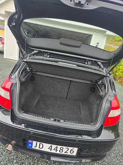 BMW 116i 12 of 12