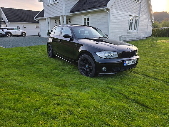 BMW 116i 5 of 12