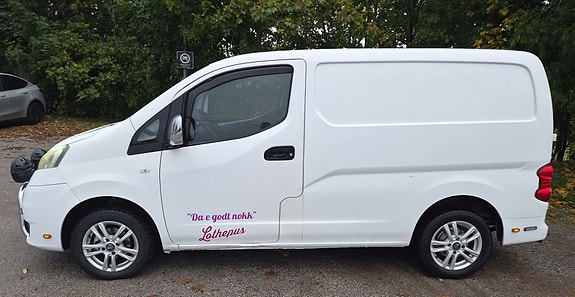 Nissan NV200 6 of 30