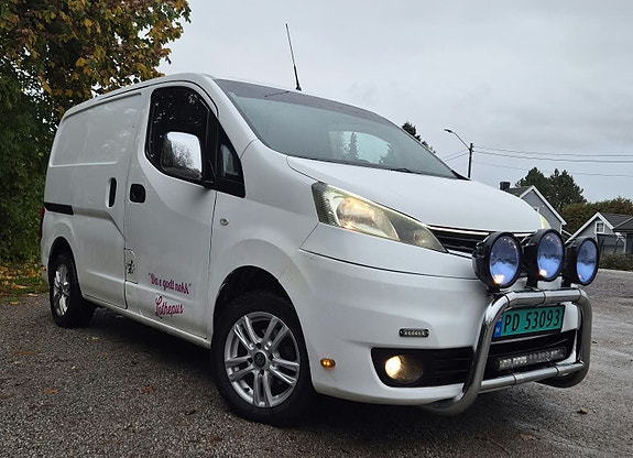 Nissan NV200 8 of 30