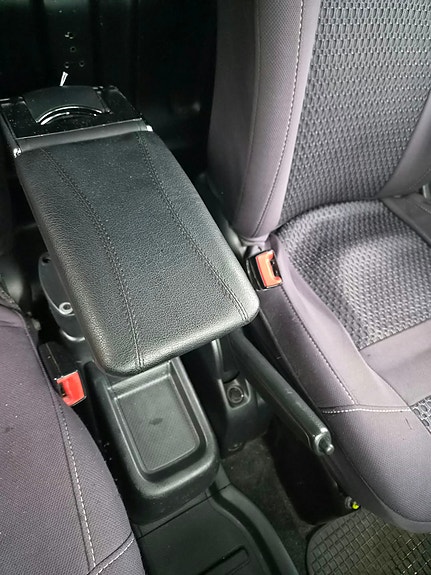 Nissan NV200 18 of 30