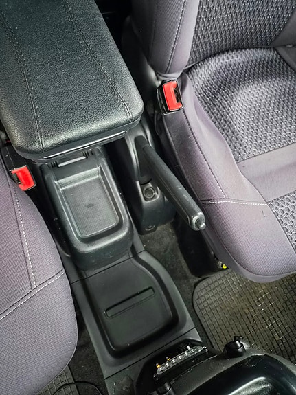Nissan NV200 22 of 30
