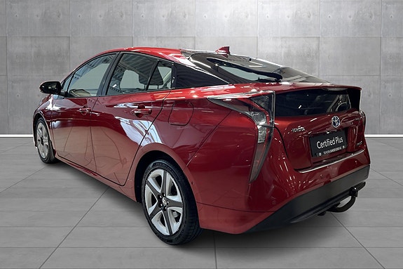 Toyota Prius 3 of 19