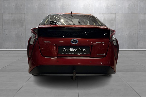 Toyota Prius 4 of 19