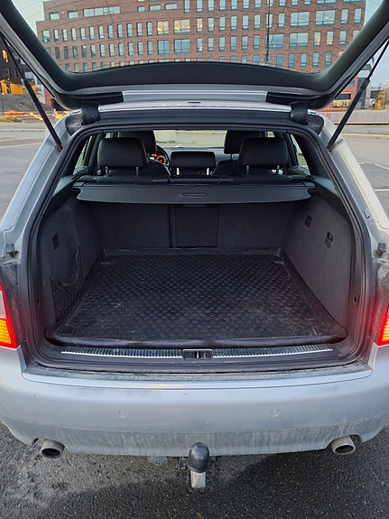 Audi A4 4 of 6
