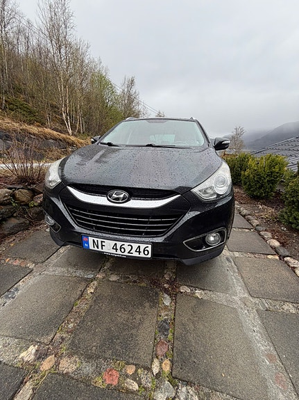 Hyundai ix35 2 of 11