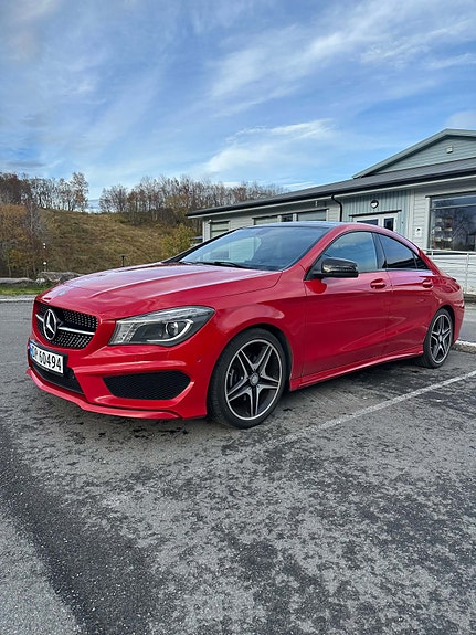Mercedes-Benz CLA180 2 of 11