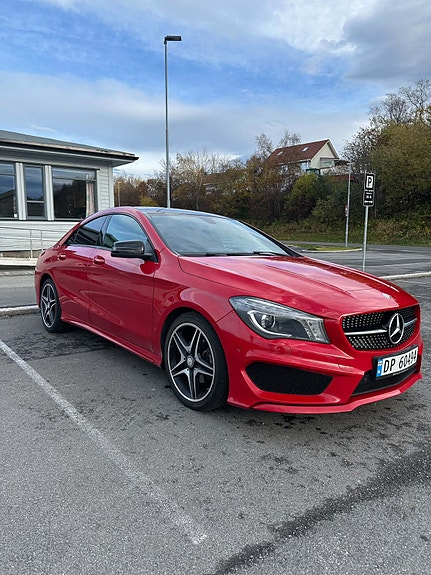 Mercedes-Benz CLA180 3 of 11