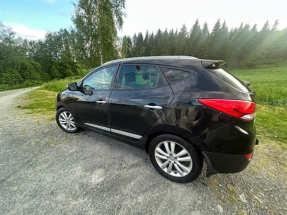 Hyundai ix35 4 of 30
