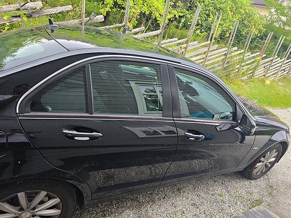 Mercedes-Benz C180 d 5 of 11