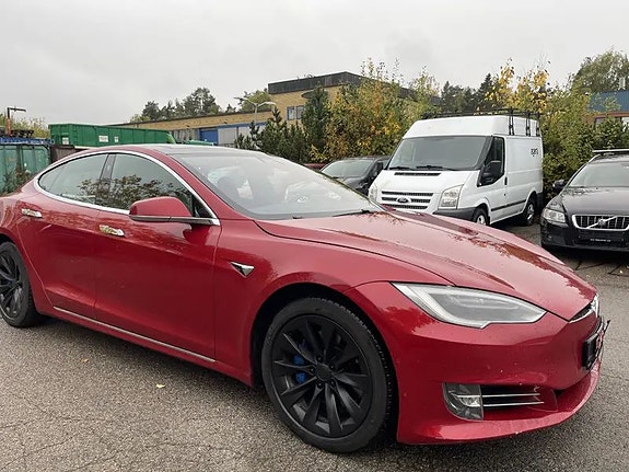 Tesla Model S 4 of 28