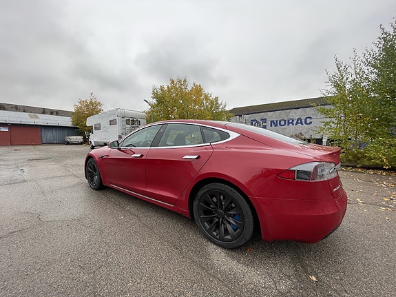 Tesla Model S 5 of 28