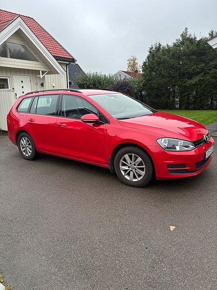 Volkswagen Golf VII 6 of 10