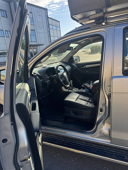 Isuzu D-max 5 of 7