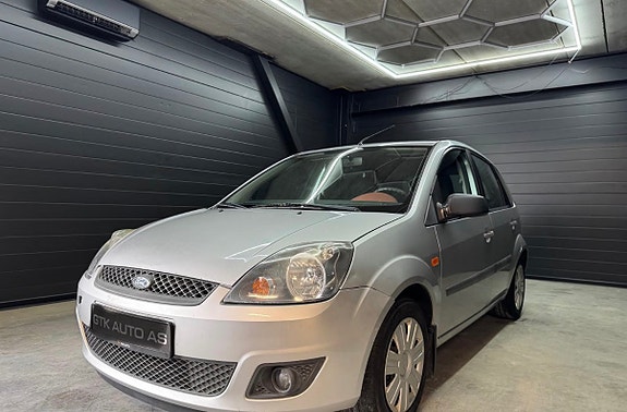 Ford Fiesta 3 of 3