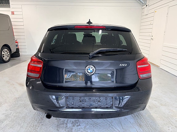 BMW 116i 6 of 25
