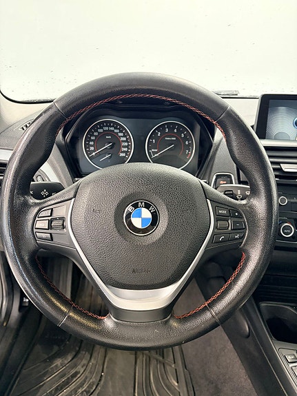 BMW 116i 16 of 25