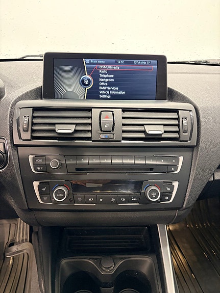 BMW 116i 19 of 25