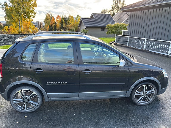 Volkswagen Polo 4 of 21