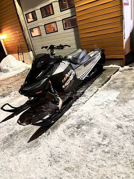 Ski-doo MXZ 5 of 9