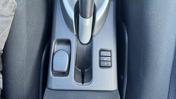 Toyota Auris 16 of 29