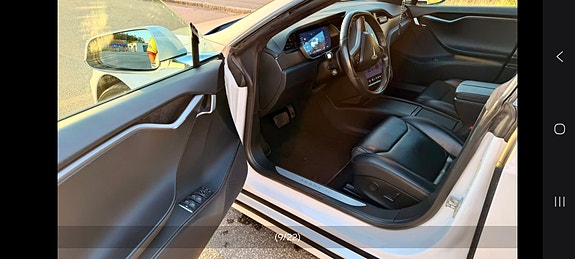 Tesla Model S 19 of 26
