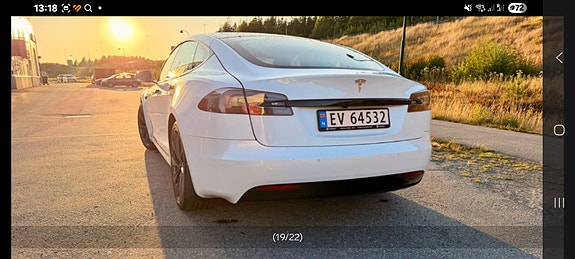 Tesla Model S 10 of 26