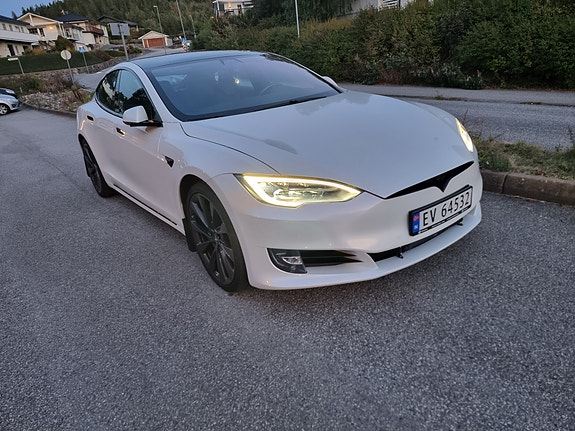 Tesla Model S 6 of 26