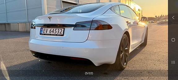 Tesla Model S 20 of 26