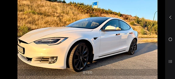 Tesla Model S 25 of 26